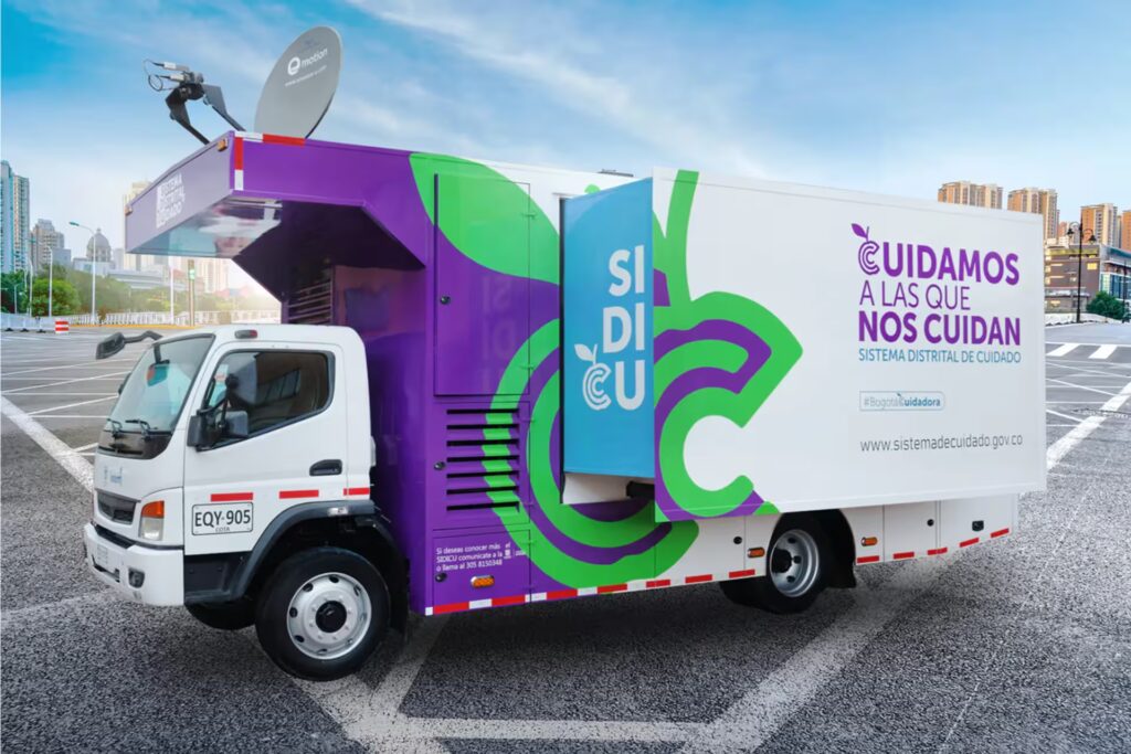 Roadshow gubernamental: Acerque su gestión al territorio 2 cuidamos-a-los-que nos cuidan alcaldia mayor de bogota